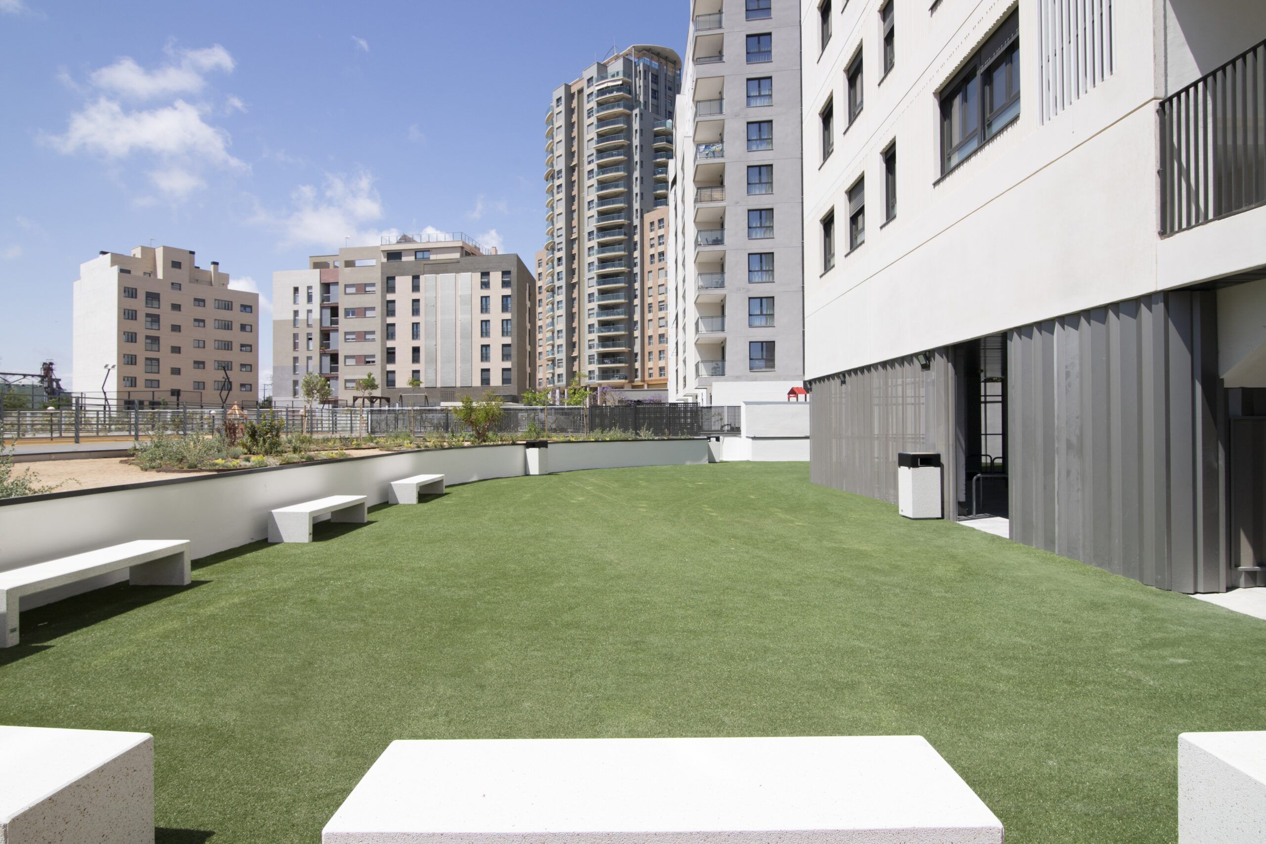 41 VIVIENDAS VPPA (ALQUILER) DE CONSUMO PRACTICAMENTE NULO. VALENCIA. AUMSA