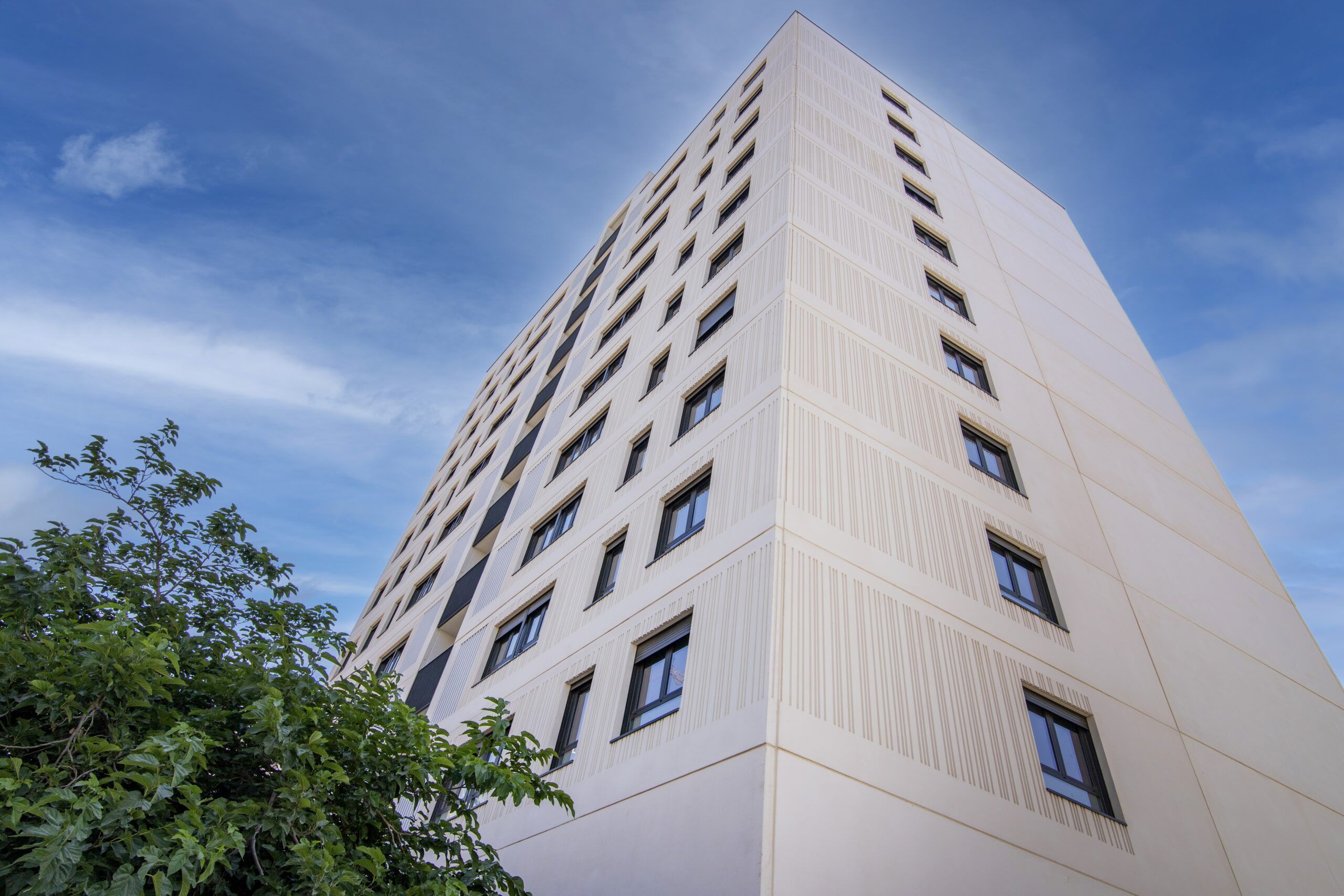 41 VIVIENDAS VPPA (ALQUILER) DE CONSUMO PRACTICAMENTE NULO. VALENCIA. AUMSA